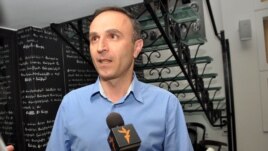 ბაკურ სულაკაური