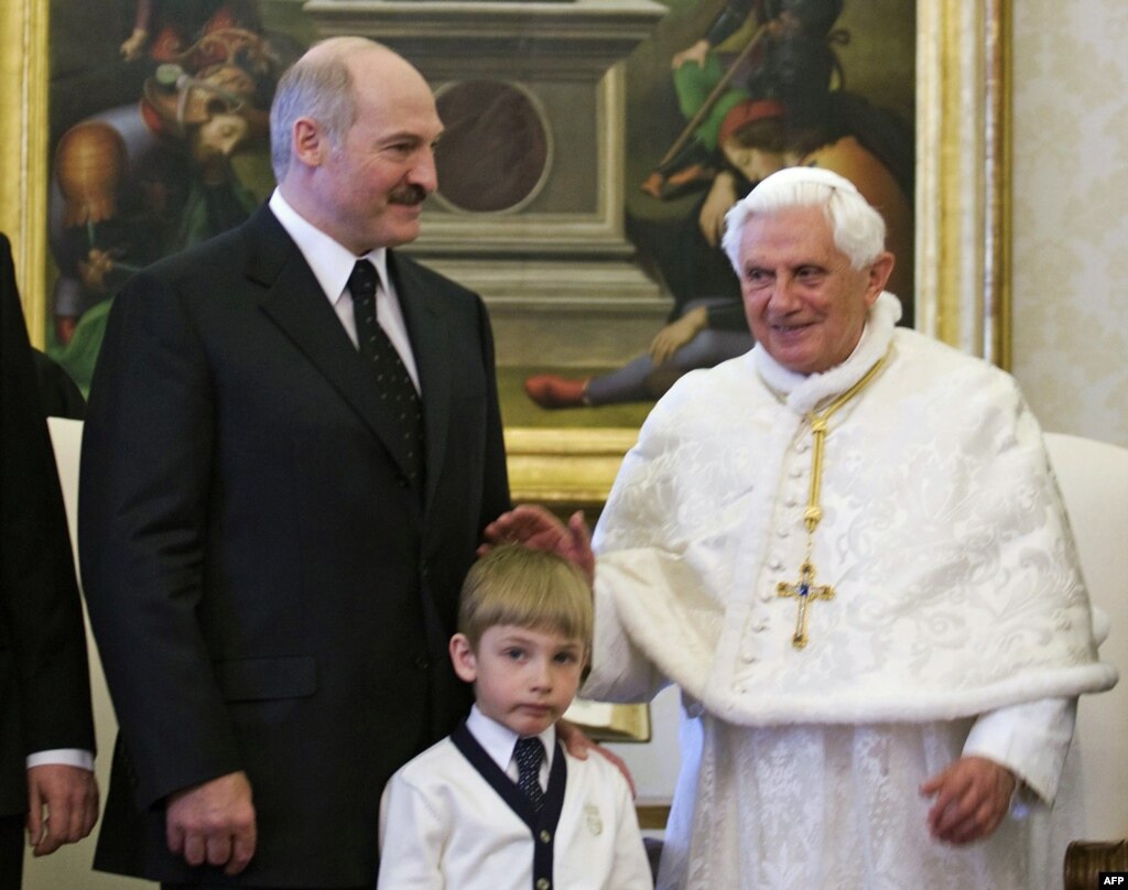 2012-03-17-beseda-1715-мать казненного Владислава Ковалева