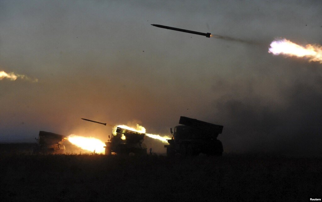 Обстріли бойовиків призвели до&nbsp;смерті українського військового, ще вісім солдатів поранено