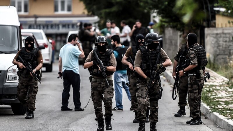 В Стамбуле арестовали 53 граждан Узбекистана и Таджикистана