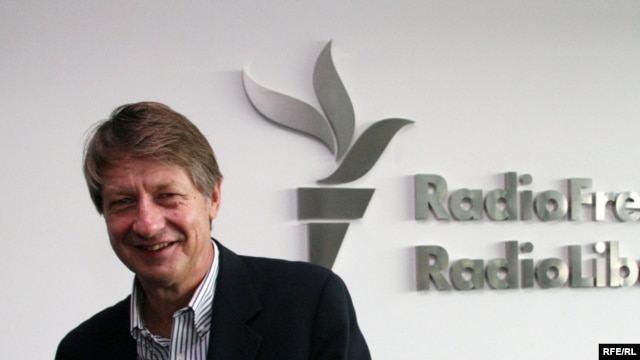 O'Rourke at RFE/RL broadcast headquarters in Prague