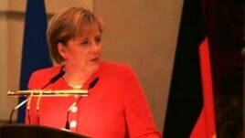 German Chancellor Angela Merkel has called on immigrants living in Germany to do more to integrate, including learning quickly to speak German.
