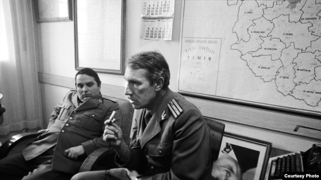 La Timișoara în zilele revoluției cu lt.col. Damian și maiorul Viorel Oancea (Foto: Bernd Markowsky)