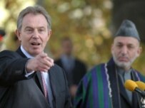 Blair (left) speaking in Kabul on November 20 (epa)