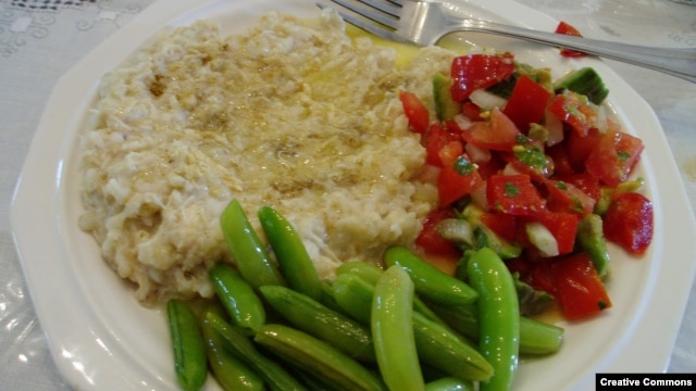 Many in Armenia have been incensed that "keshkek" has been added to a UNESCO heritage list on behalf of Turkey. They claim that the wheat or barley stew is actually an Armenian dish known as "harissa."