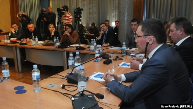 Predsjednik borda direktora KAP-a na saslušanju pred Odborom za kontrolu privatizacije Skupštine Crne Gore, mart 2012.