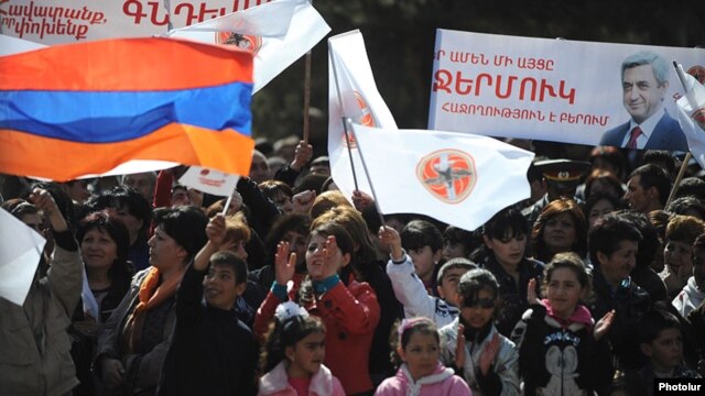 Armenia - The ruling Republican Party holds an election campaign rally in Jermuk, 18Apr2012.