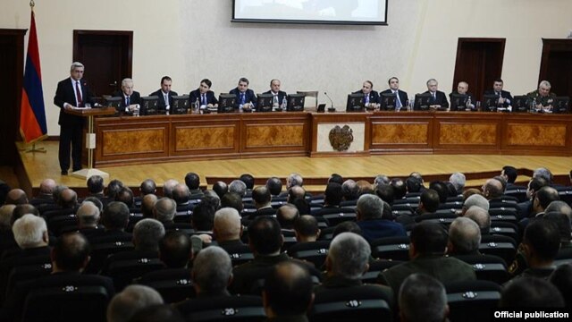 Armenia - President Serzh Sarkisian addresses a meeting of senior state officials and army commanders at the Defense Ministry in Yerevan, 15Jan2013.