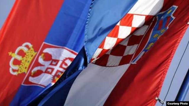 Zastave Srbije i Hrvatske, Foto: Branimir Pofuk