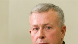 The commander of Western troops in Afghanistan, General David McKiernan, has backed the plan.