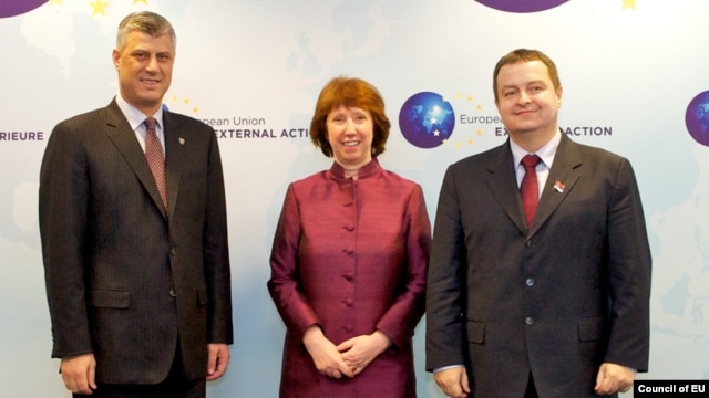 EU foreign -olicy chief Catherine Ashton (center) expressed her "great respect" for the Serbian and Kosovar prime ministers, Hashim Thaci (left) and Ivica Dacic, for being willing to talk.