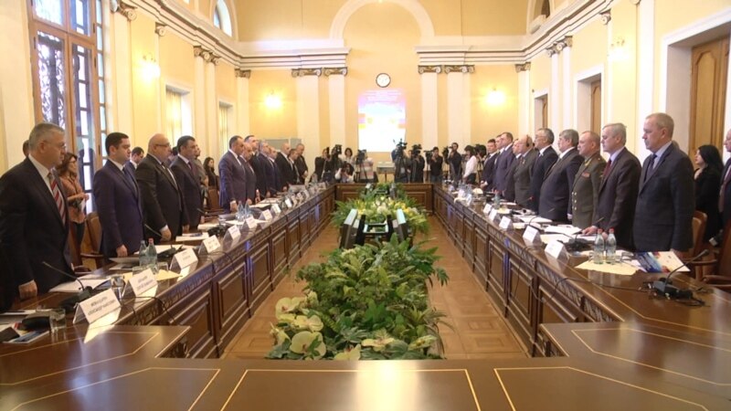 В Ереване состоялось совместное заседание комиссий по обороне парламентов Армении и России