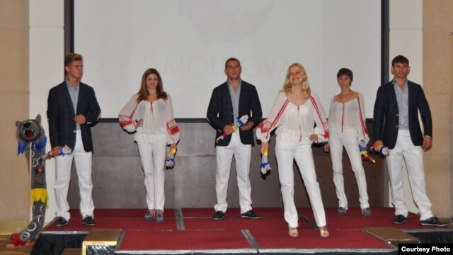 Ţinuta olimpică a echipei R. Moldova