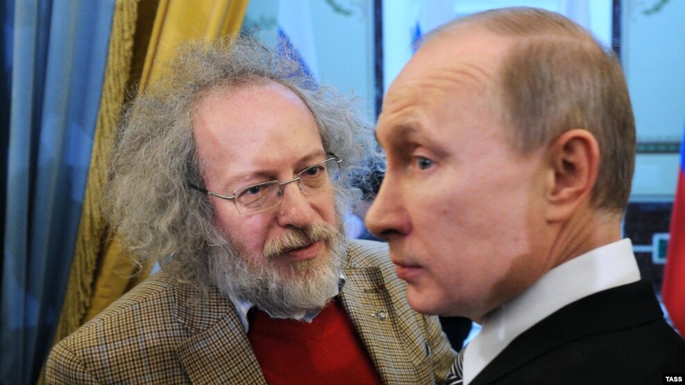 Aleksei Venediktov (left) says Vladimir Putin is a master of speaking differently to different audiences.
