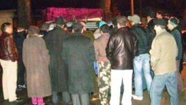 Фурудгоҳи Душанбе. Наздикони муҳоҷирони фавтида