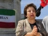 Ebadi Urges Solidarity With Iran's 'Mourning Mothers'