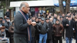 Armenia - Opposition presidential candidate Raffi Hovannisian holds a rally in Lori, 6Mar2013.