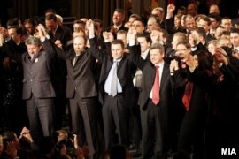 Се подготвува ли власта за предвремени избори?