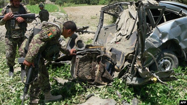 According to the UN, there has been a 30-percent increase in casualties caused by roadside IEDs in Afghanistan in 2012. (file photo)