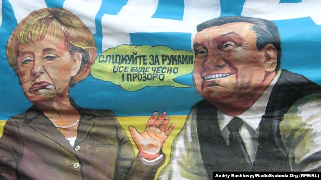Опозиція вимагає визнати масові фальсифікації у Києві + (ФОТО, ВІДЕО) Опозиція вимагає визнати масові фальсифікації у Києві + (ФОТО, ВІДЕО)