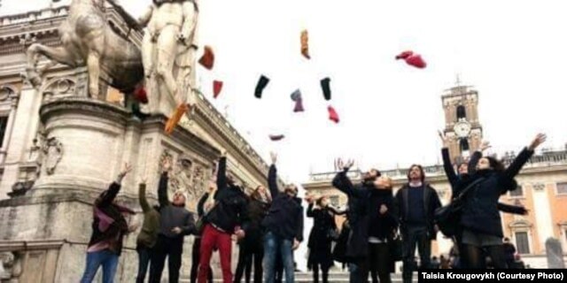 Флешмоб в поддержку Pussy Riot в Риме