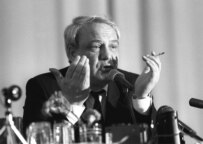 Vladimir Bukovsky in April 1991 (TASS)