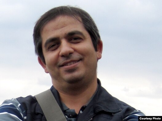 سراجالدین میردامادی، روزنامهنگار و تحلیلگر سیاسی در پاریس