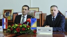 Ministri odbrane Hrvatske i BiH Ante Kotromanović i Muhamed Ibrahimović, Sarajevo, maj 2012.