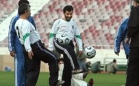 Iranian President Mahmud Ahmadinejad takes part in a training session of the national soccer team (file photo) (Fars)