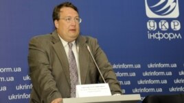 Антон Геращенко