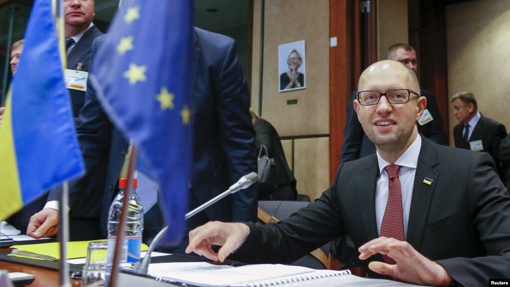 Україна заслуговує, щоб ЄС відкрив для неї кордони — Яценюк