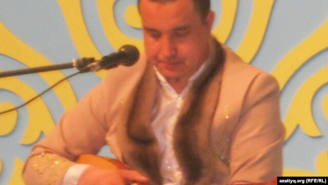 Айтыс ақыны Нұрмат Мансұров. Алматы, 2 мамыр 2011 ж.