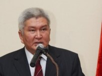 Former Prime Minister Feliks Kulov (file photo) (ITAR-TASS)
