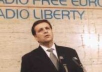President Boris Trajkovski at RFE/RL in 2002.