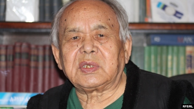 Мастурбатормен бөртпелерімді жұлып алғаным түсірілген видео