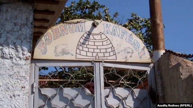 A cafe in Baku's Badamar district