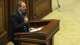 Պատգամավոր Նիկոլ Փաշինյանը ելույթ է ունենում Ազգային ժողովում, արխիվ