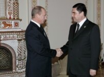 Putin and Berdymukhammedov at an April meeting (epa)