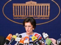 Nino Burjanadze speaks to the media after meeting with with opposition leaders in Tbilisi, November 2 (epa)