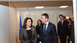 Presidentja Atifete Jahjaga u takua me Sekretarin e Përgjithshëm të NATO-së, Anders Fogh Rasmussen, Bruksel 