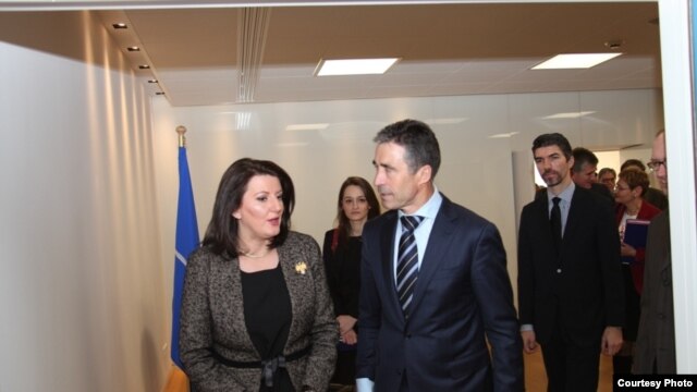 Presidentja Atifete Jahjaga u takua me Sekretarin e Përgjithshëm të NATO-së, Anders Fogh Rasmussen, Bruksel 
