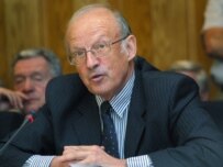 Andrei Piontkovsky faces extremist charges over his book \