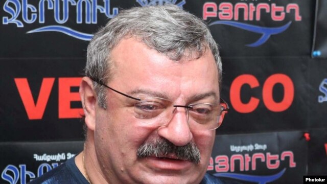 Armenia - The owner of Armavia and Mika corporation Mikayel Baghdasarov at a press conference in Yerevan, 06 July, 2011