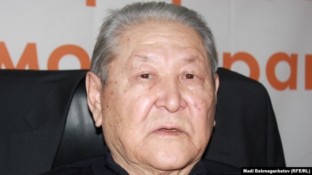 Cерікболсын Әбділдин, Қазақстан компартиясының бұрынғы басшысы. Aлматы. 8 желтоқсан 2011 жыл.