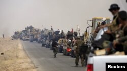 قوات من الحشد الشعبي في محيط الرمادي