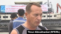 Николай Лаптев, рабочий компании, которая ведет строительство автобана Центр — Восток. Павлодарская область, 26 июля 2016 года.