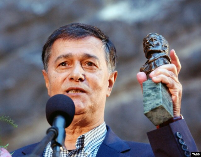 Роман Балаян с наградой фонда Андрея Тарковского