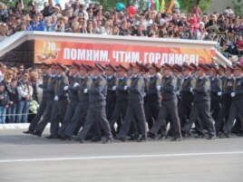 Военный парад в Тирасполе 9 мая 2014 года