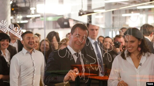 Дмитрий Медведев в гостях у "Дождя"