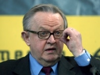 Ahtisaari presented his proposal in Belgrade and Pristina today (epa)